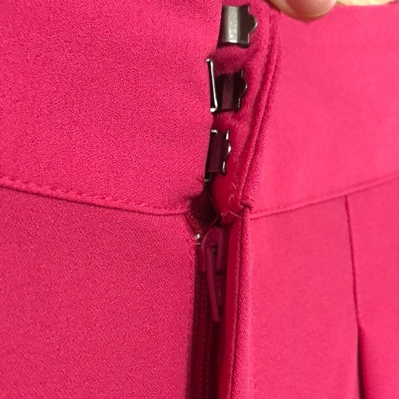 Torrid Women's Pink Peacock Wide Leg Studio Crepe Shorts size 22 - Picture 3 of 9